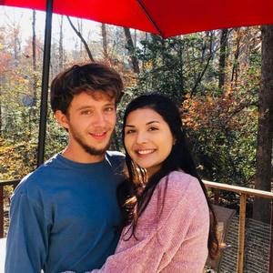 Meet your Posher, Destinee